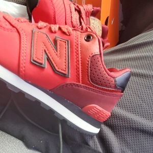 New balance kid size